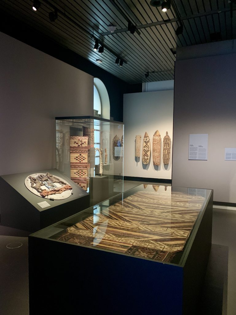 Un ensemble de nattes de l’île de Waigeo restauré grâce au soutien du Cercle Lévi-Strauss